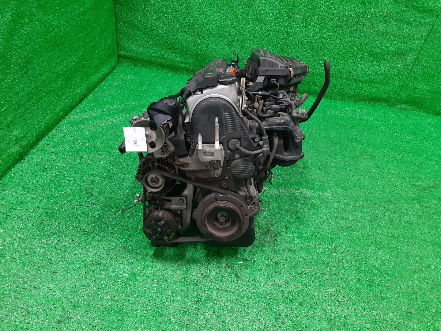 Двигатель HONDA CIVIC, STREAM, EDIX, CIVIC FERIO EU3, ES3, EU4, ET2, EN2, RN2, RN1, BE1, BE2 D17A 4051168 2 ракурс
