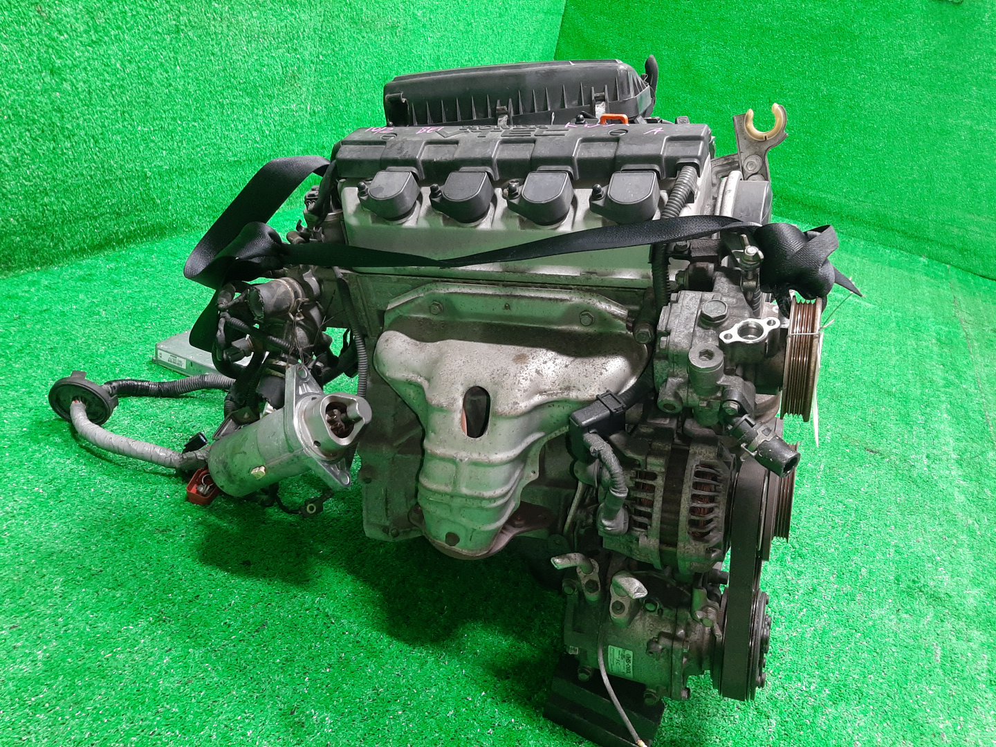 Двигатель HONDA CIVIC, STREAM, EDIX, CIVIC FERIO EU3, ES3, EU4, ET2, EN2, RN2, RN1, BE1, BE2 D17A 4051168 3 ракурс
