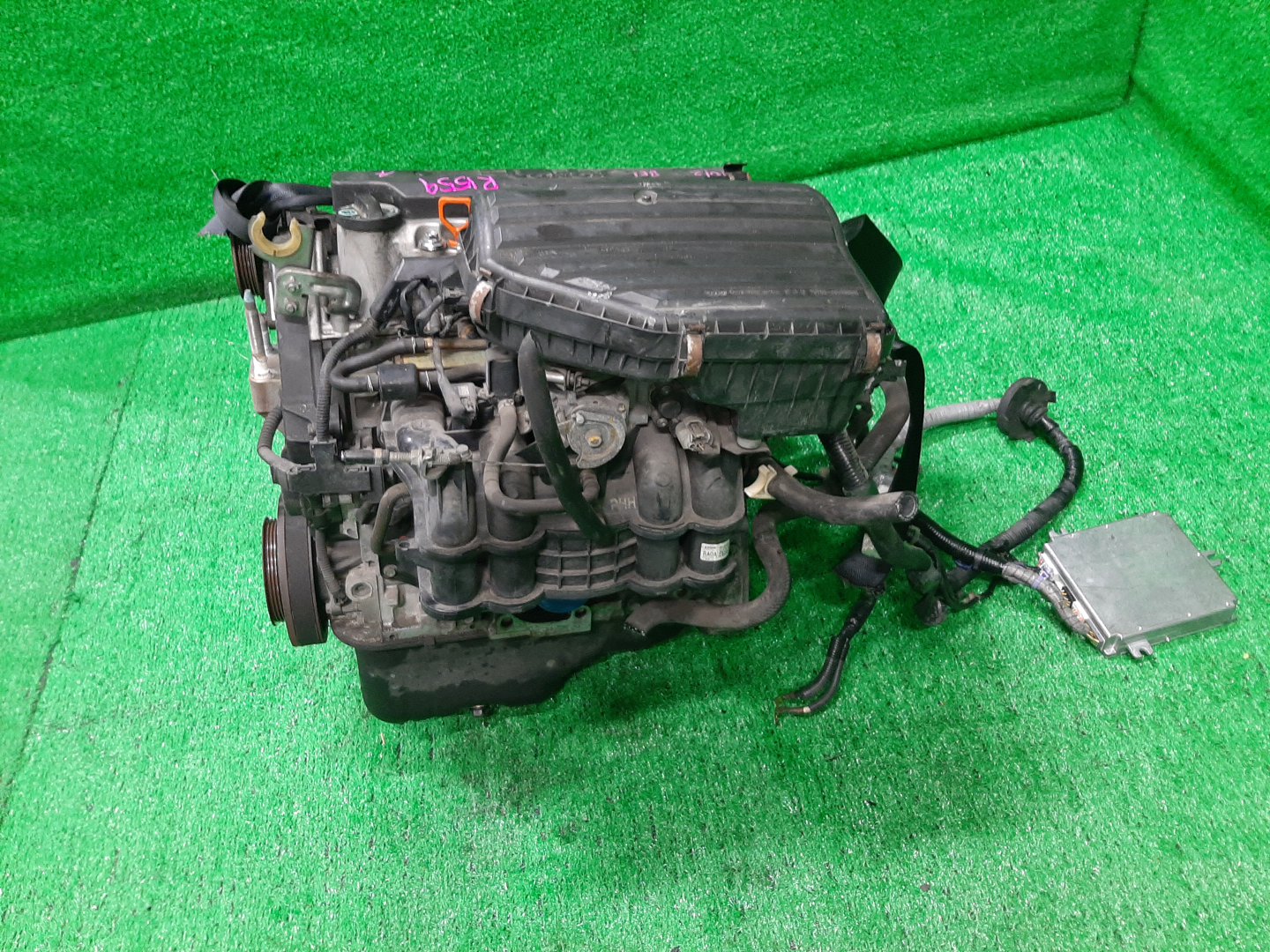 Двигатель HONDA CIVIC, STREAM, EDIX, CIVIC FERIO EU3, ES3, EU4, ET2, EN2, RN2, RN1, BE1, BE2 D17A 4051168 4 ракурс