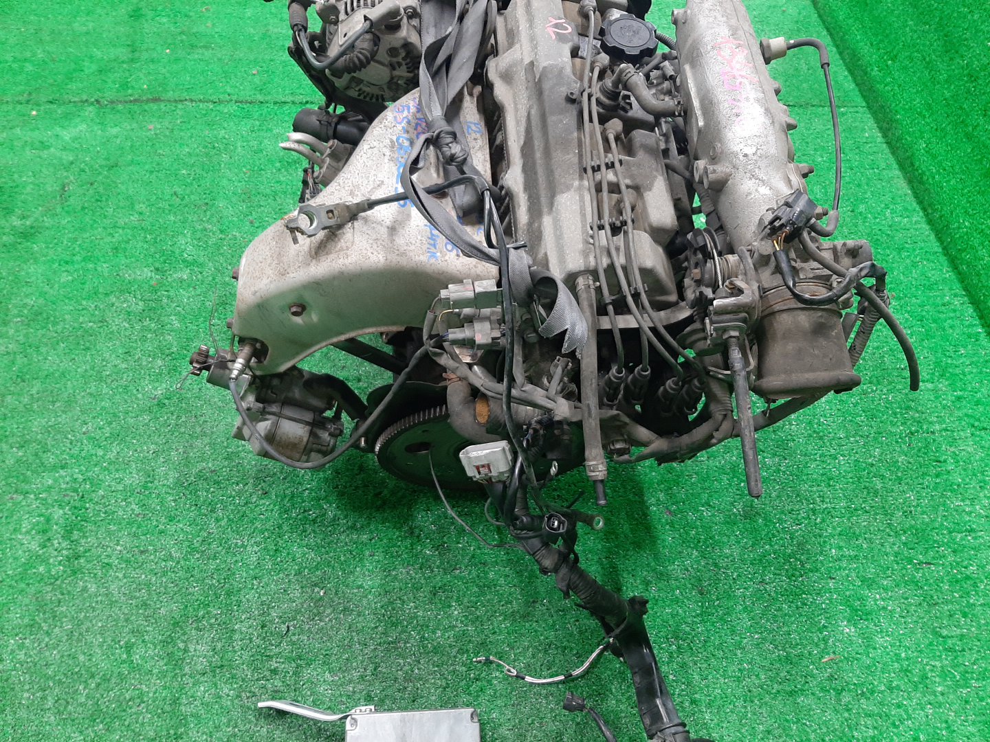 Двигатель TOYOTA MARK II QUALIS, CAMRY GRACIA SXV20W 5S-FE KAT 5 ракурс