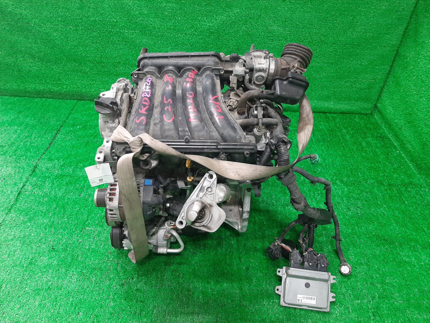Двигатель NISSAN LANDY, SERENA SC25, CC25, C25 MR20DE 660694A 4 ракурс Двигатель NISSAN LANDY, SERENA SC25, CC25, C25 MR20DE 660694A 4 ракурс