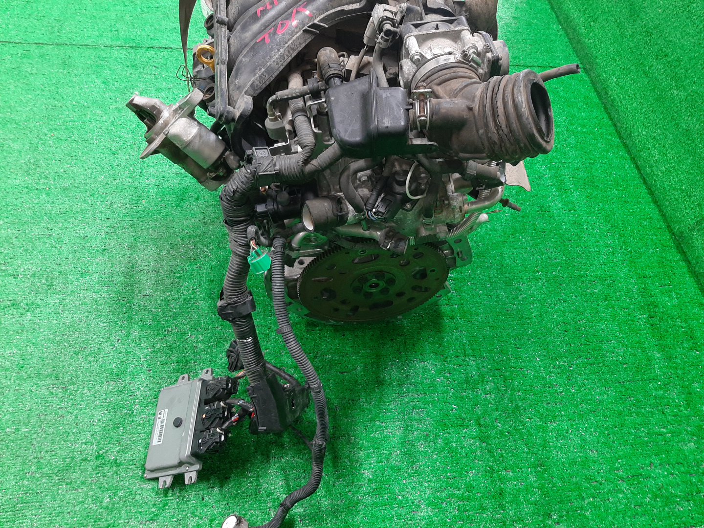 Двигатель NISSAN LANDY, SERENA SC25, CC25, C25 MR20DE 660694A 5 ракурс Двигатель NISSAN LANDY, SERENA SC25, CC25, C25 MR20DE 660694A 5 ракурс