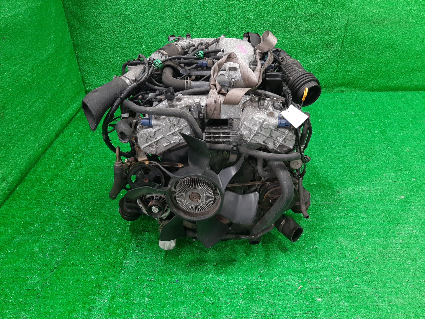 Двигатель NISSAN STAGEA NM35 VQ25DET 167137A 2 ракурс