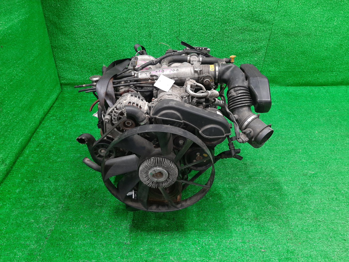 Двигатель LAND ROVER DISCOVERY L318, LT 94D, 36D, 56D 12758A 2 ракурс
