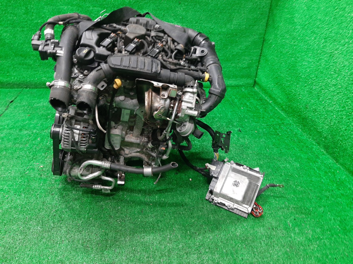 Двигатель PEUGEOT 2008, 308, C4 PICASSO, C4, 5008 P24, T9, T92, T91, 3D, B7, T8 EB2DTS, HN02 10XT18 4 ракурс