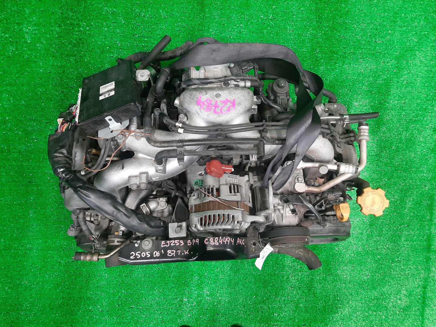 Двигатель SUBARU LEGACY, OUTBACK BP9, BL9 EJ253 VVTI 1 ракурс Двигатель SUBARU LEGACY, OUTBACK BP9, BL9 EJ253 VVTI 1 ракурс