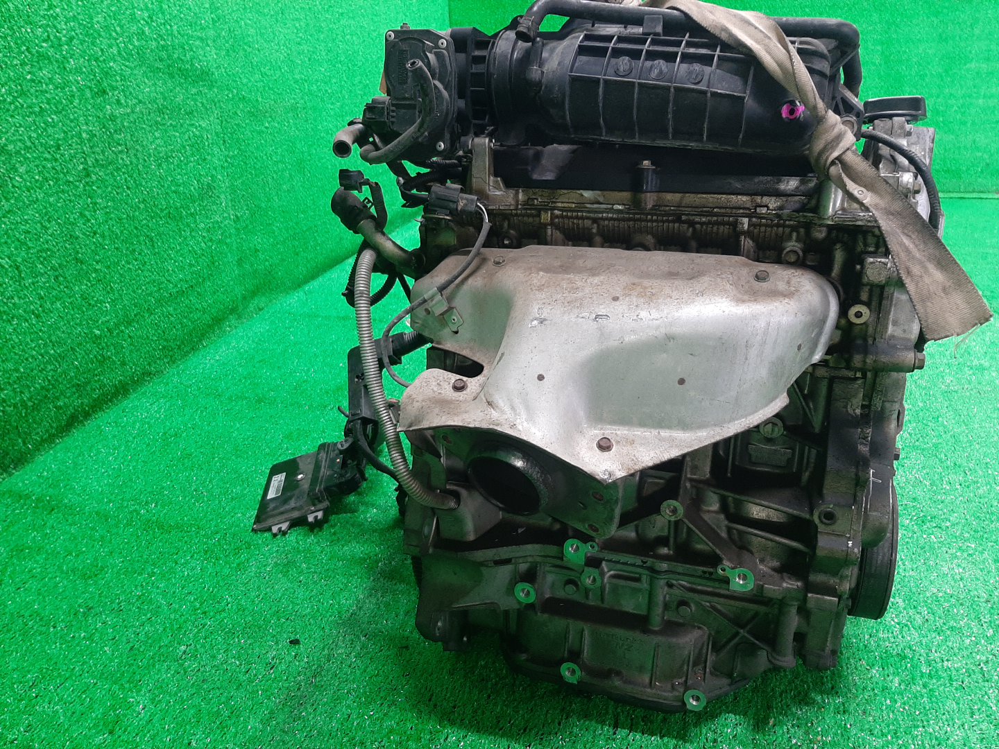 Двигатель NISSAN LANDY, SERENA SC25, CC25, C25 MR20DE 073142A 3 ракурс Двигатель NISSAN LANDY, SERENA SC25, CC25, C25 MR20DE 073142A 3 ракурс