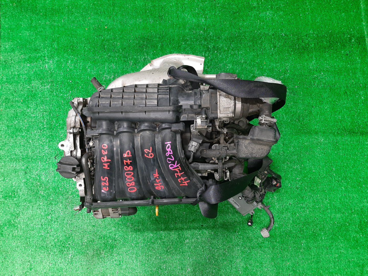 Двигатель NISSAN LANDY, SERENA SC25, CC25, C25 MR20DE 080087B 1 ракурс Двигатель NISSAN LANDY, SERENA SC25, CC25, C25 MR20DE 080087B 1 ракурс