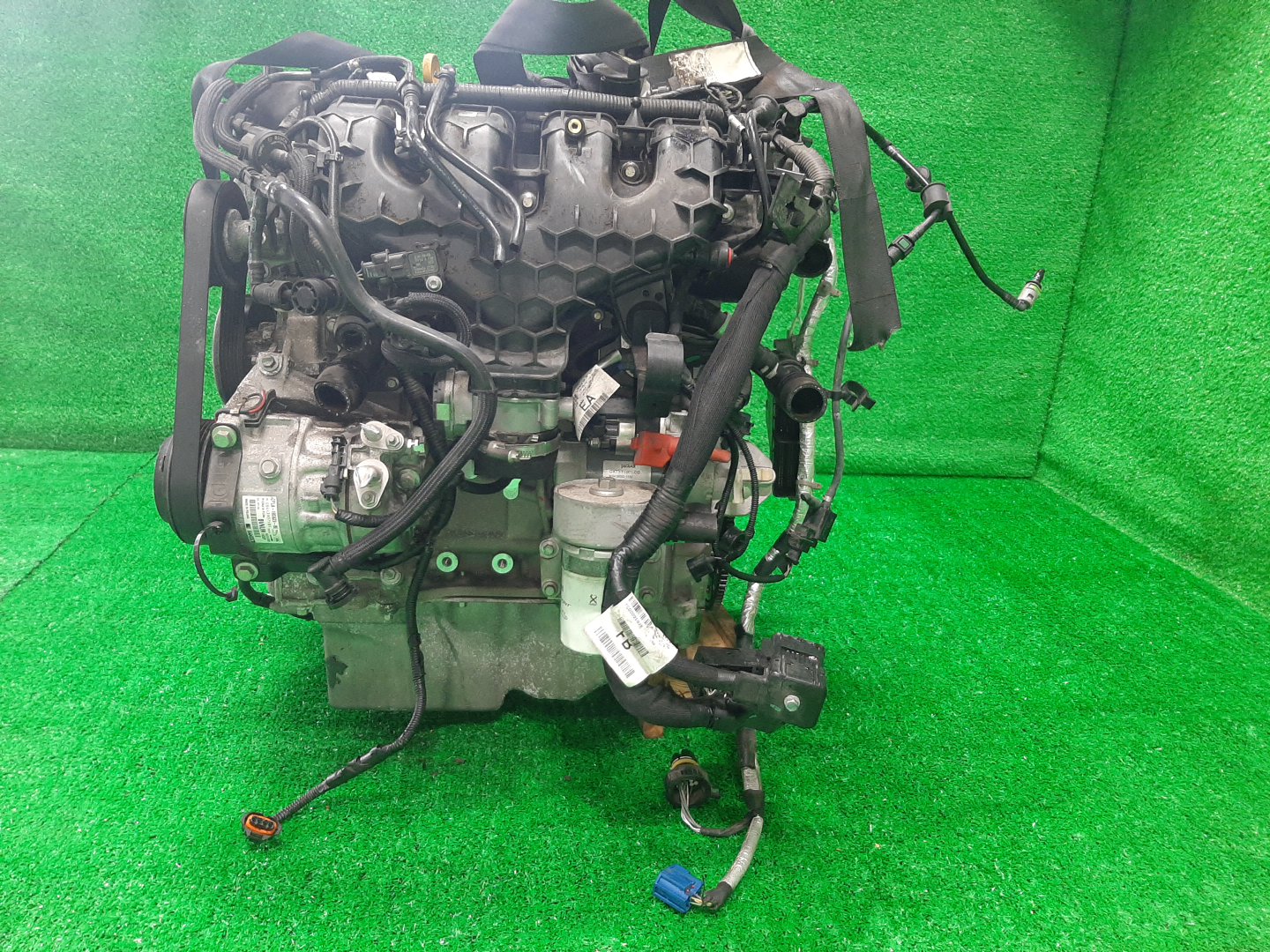 Двигатель JAGUAR XF, XE, XJ CC9, X260, X760, X351 204PT 015191003548 4 ракурс