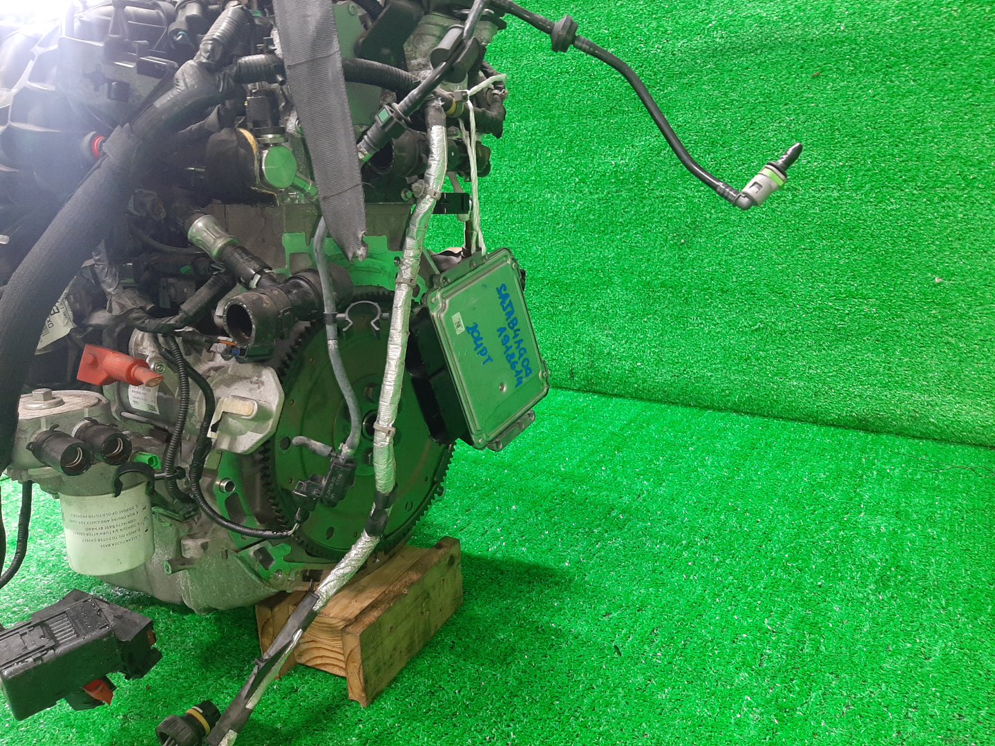 Двигатель JAGUAR XF, XE, XJ CC9, X260, X760, X351 204PT 015191003548 5 ракурс