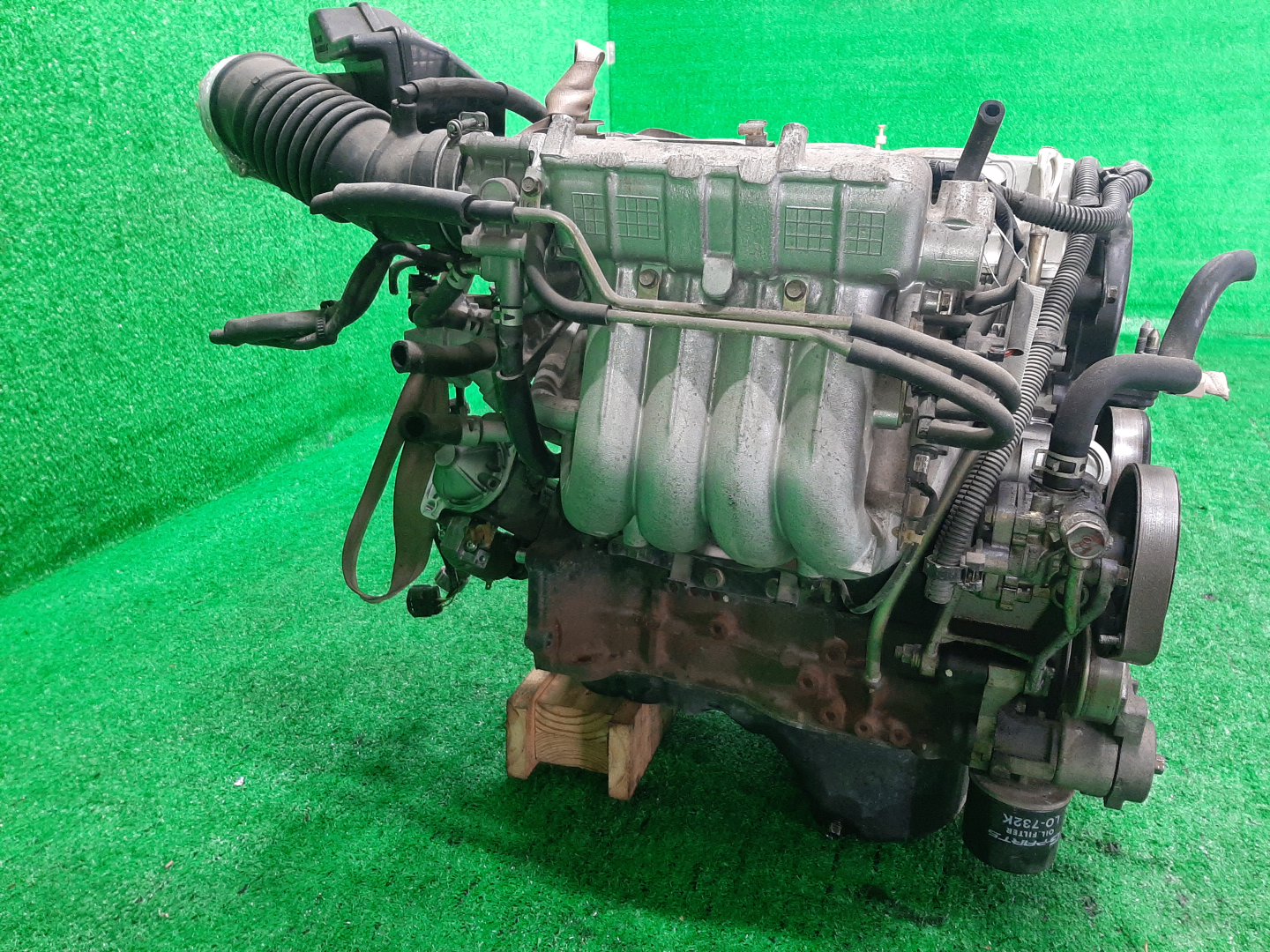 Двигатель MITSUBISHI GRANDIS NA4W 4G69 KR6352 3 ракурс