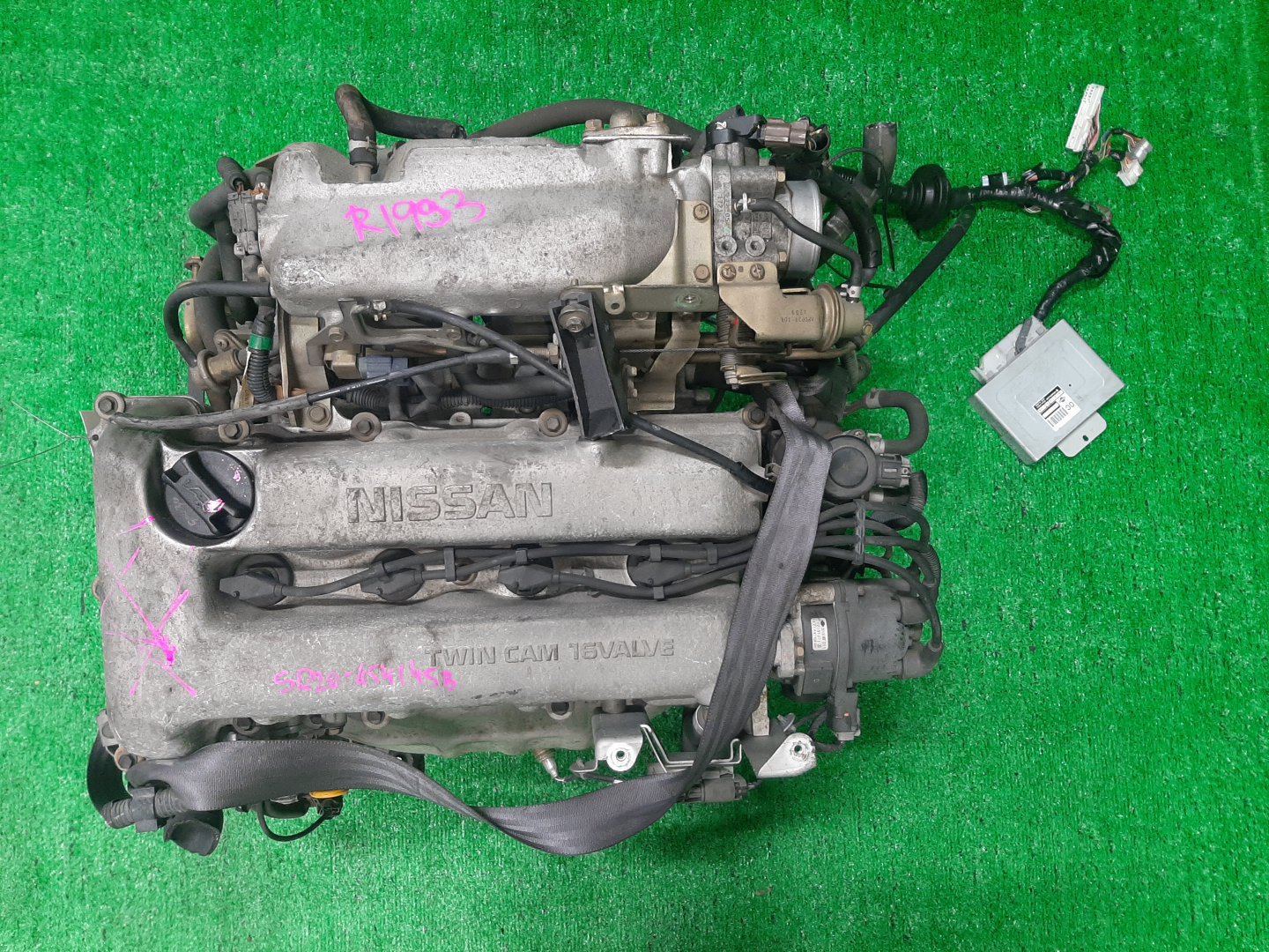 Двигатель NISSAN SERENA PC24 SR20DE 454145B 1 ракурс Двигатель NISSAN SERENA PC24 SR20DE 454145B 1 ракурс