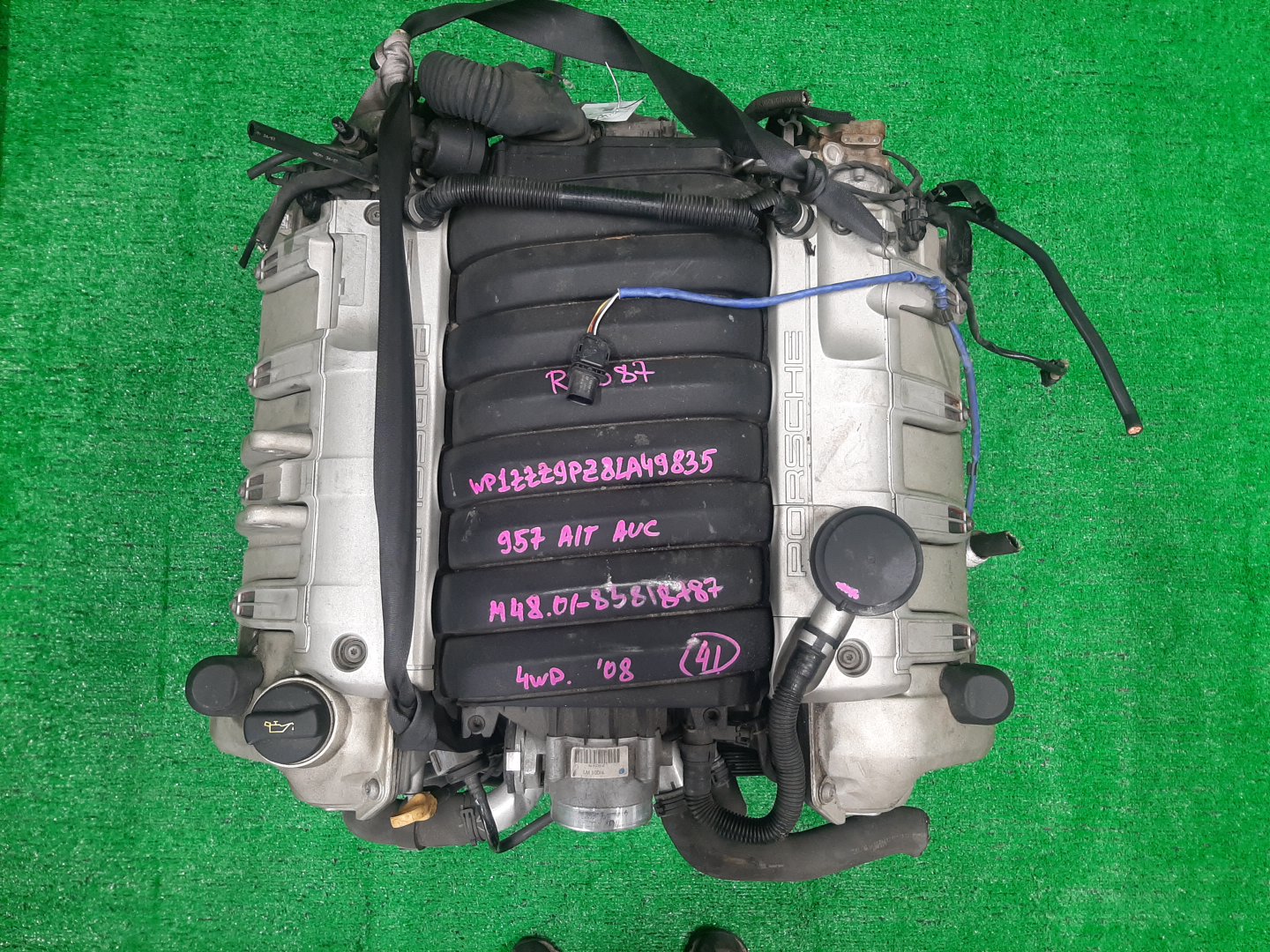 Двигатель PORSCHE CAYENNE 957 M48.01 83818787 1 ракурс