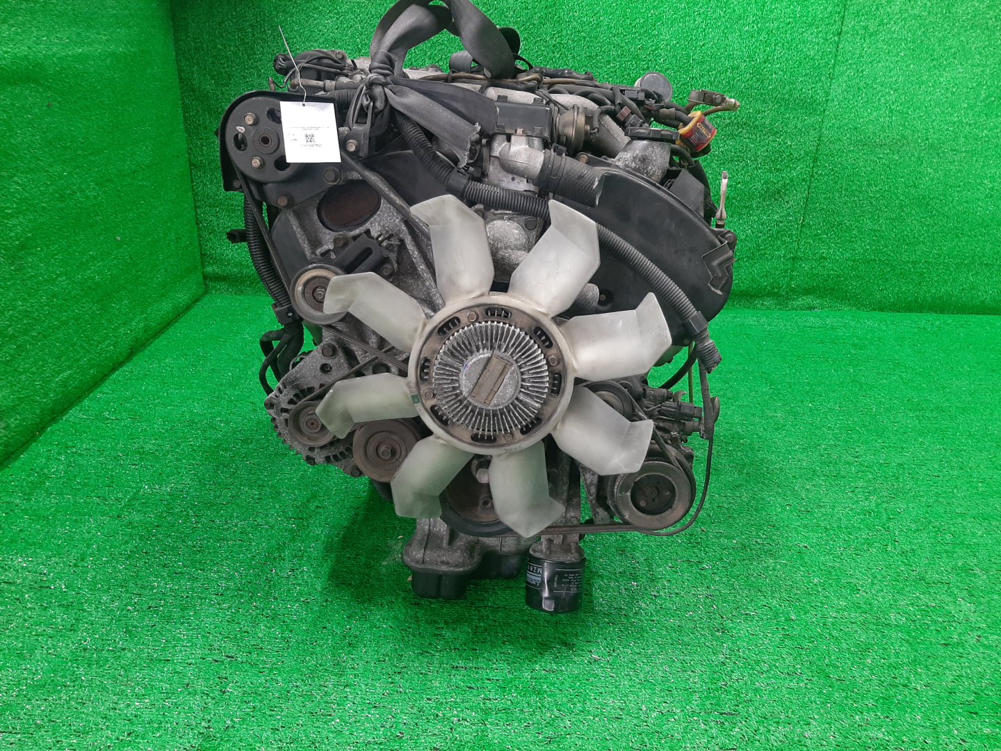 Двигатель MITSUBISHI CHALLENGER K99W 6G74 MD350975 2 ракурс