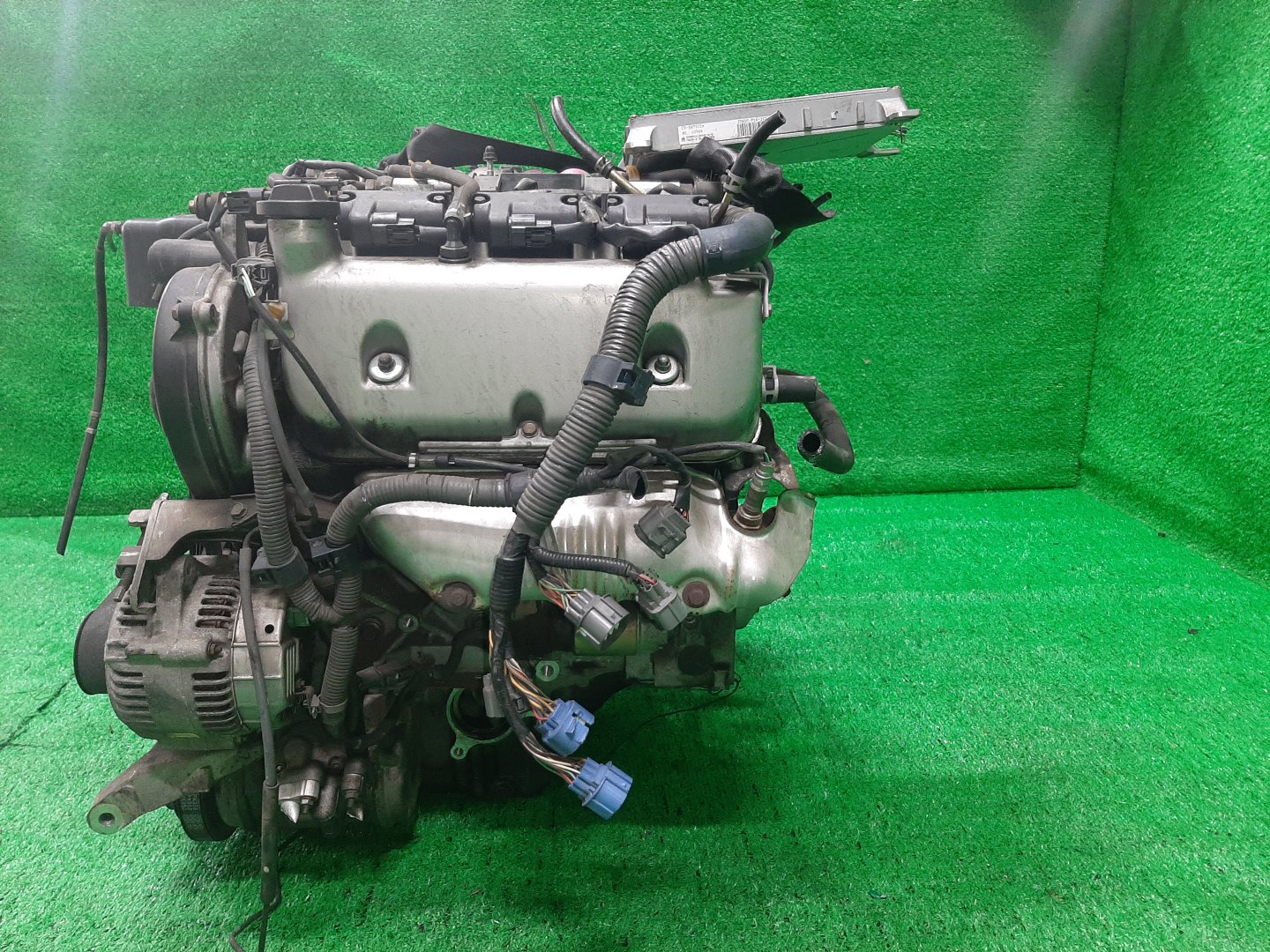 Двигатель HONDA LEGEND KA9 C35A 1060593 4 ракурс