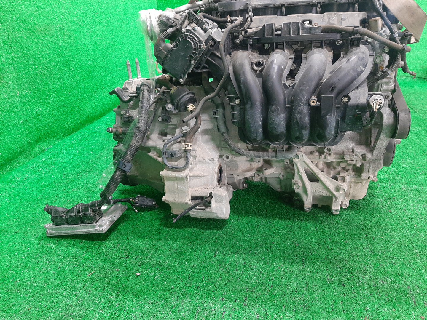 Двигатель HONDA CIVIC FD1 R18A SET 3 ракурс