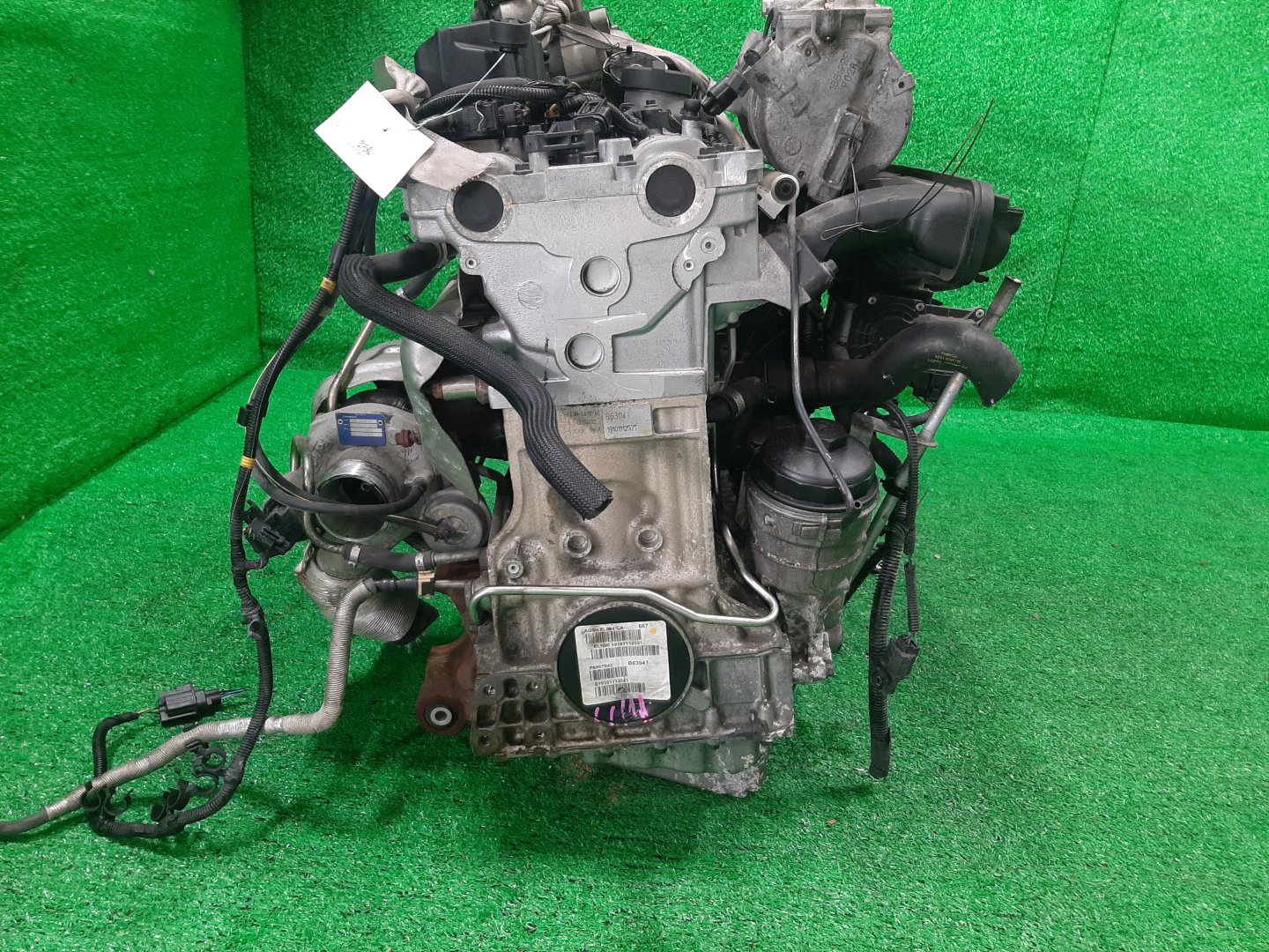 Двигатель VOLVO V60, S60, XC70, V70, XC60, S80 FW90, FS90, BZ90, BW90, DZ99, DZ90, AS60 B6304T4 19101112521 2 ракурс