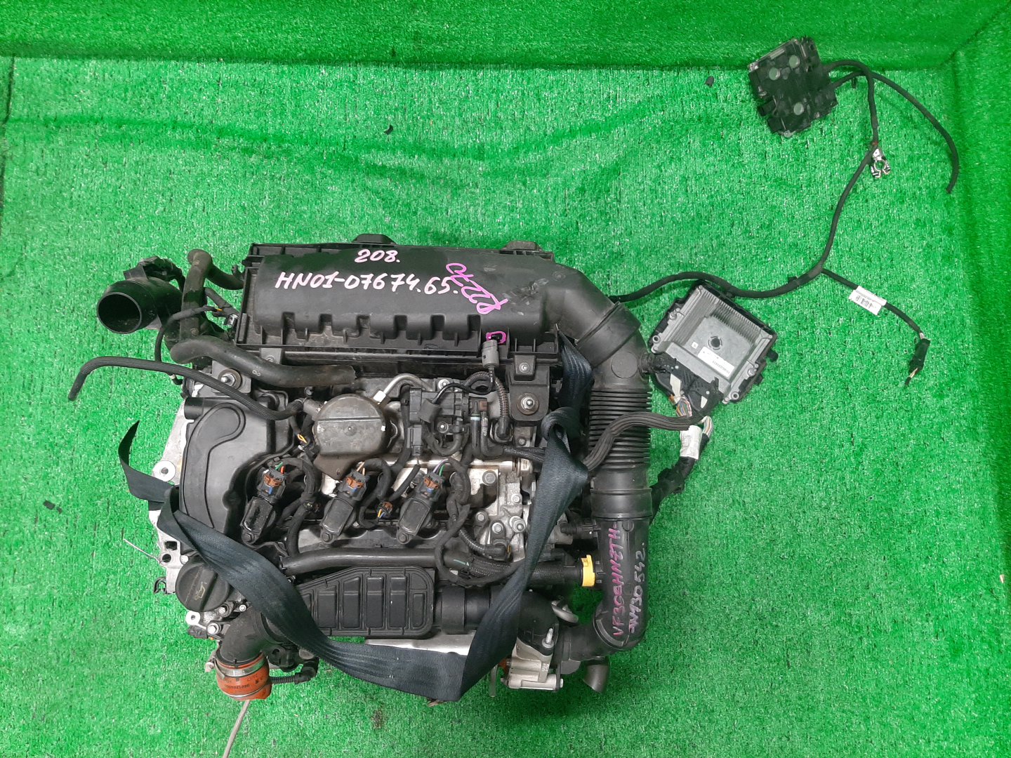 Двигатель PEUGEOT 208, 2008, 308 CC, A9, A94, T9, T92 HN01, EB2DT 0767465 1 ракурс