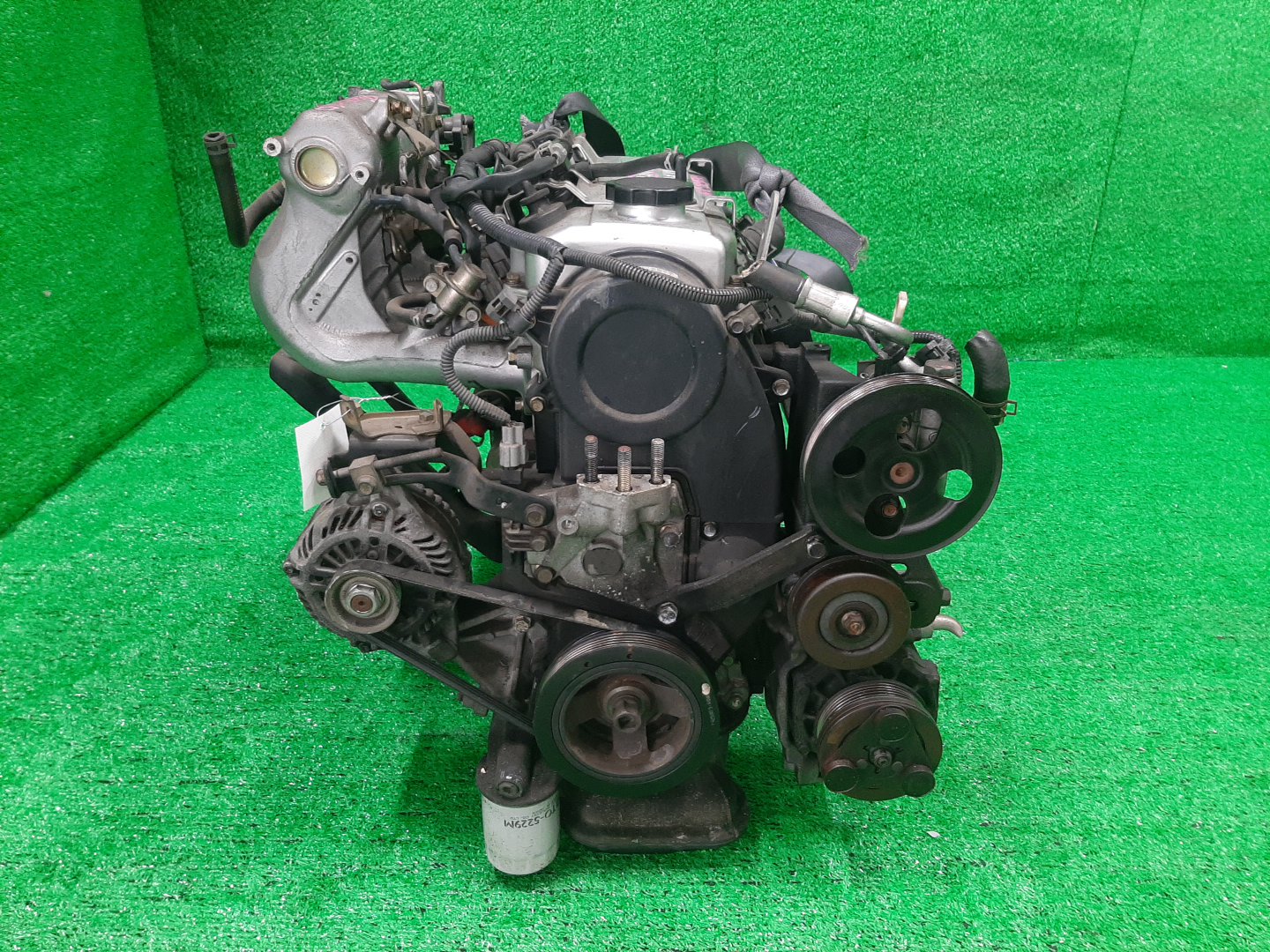 Двигатель MITSUBISHI LANCER CEDIA, LANCER CS5W, CS5A 4G93 HE GDI 2 ракурс Двигатель MITSUBISHI LANCER CEDIA, LANCER CS5W, CS5A 4G93 HE GDI 2 ракурс