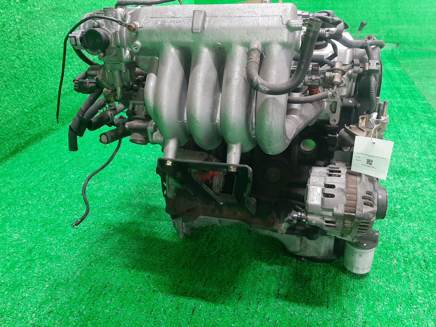 Двигатель MITSUBISHI LANCER CEDIA, LANCER CS5W, CS5A 4G93 HE GDI 3 ракурс Двигатель MITSUBISHI LANCER CEDIA, LANCER CS5W, CS5A 4G93 HE GDI 3 ракурс