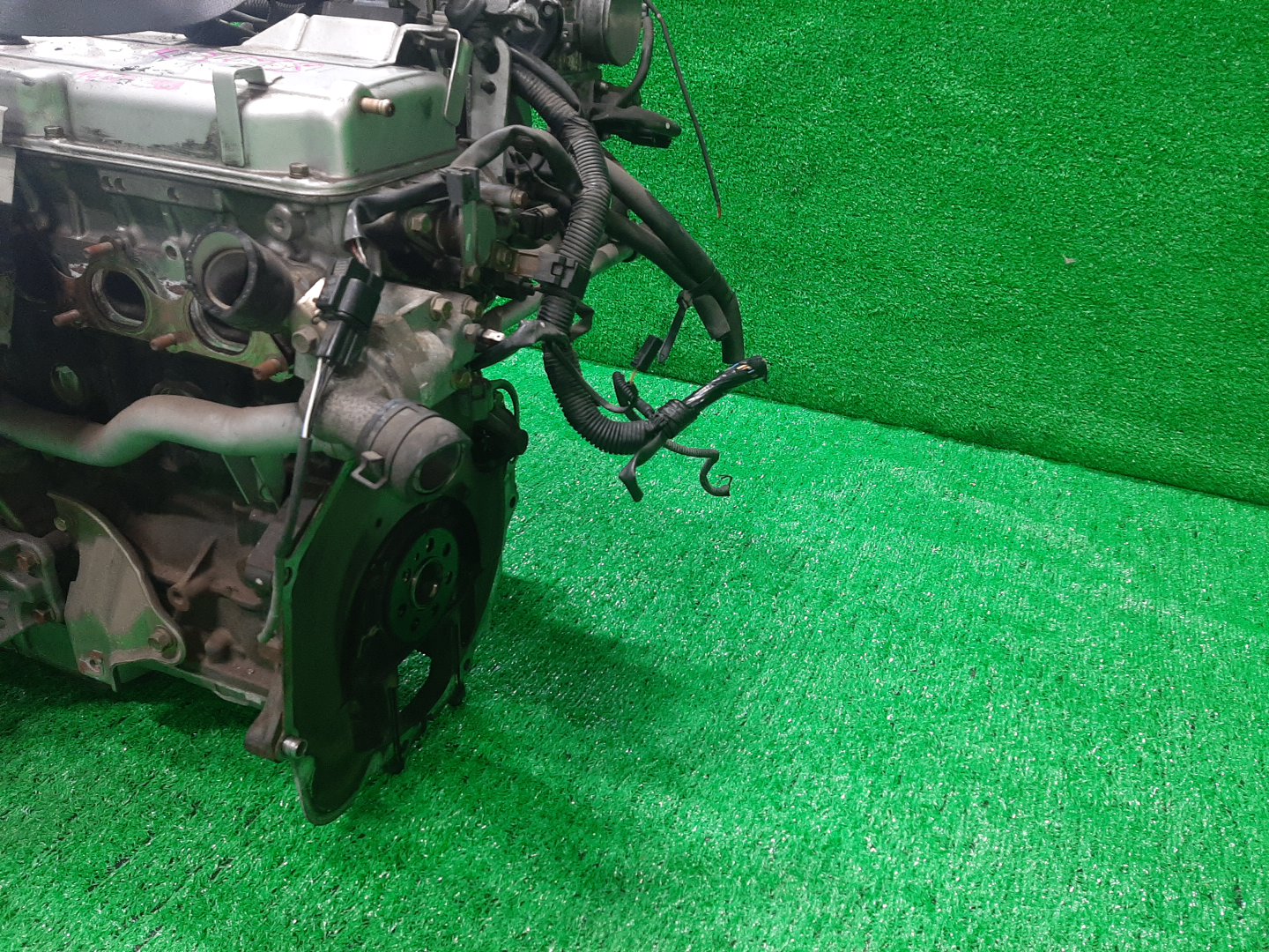 Двигатель MITSUBISHI LANCER CEDIA, LANCER CS5W, CS5A 4G93 HE GDI 5 ракурс Двигатель MITSUBISHI LANCER CEDIA, LANCER CS5W, CS5A 4G93 HE GDI 5 ракурс
