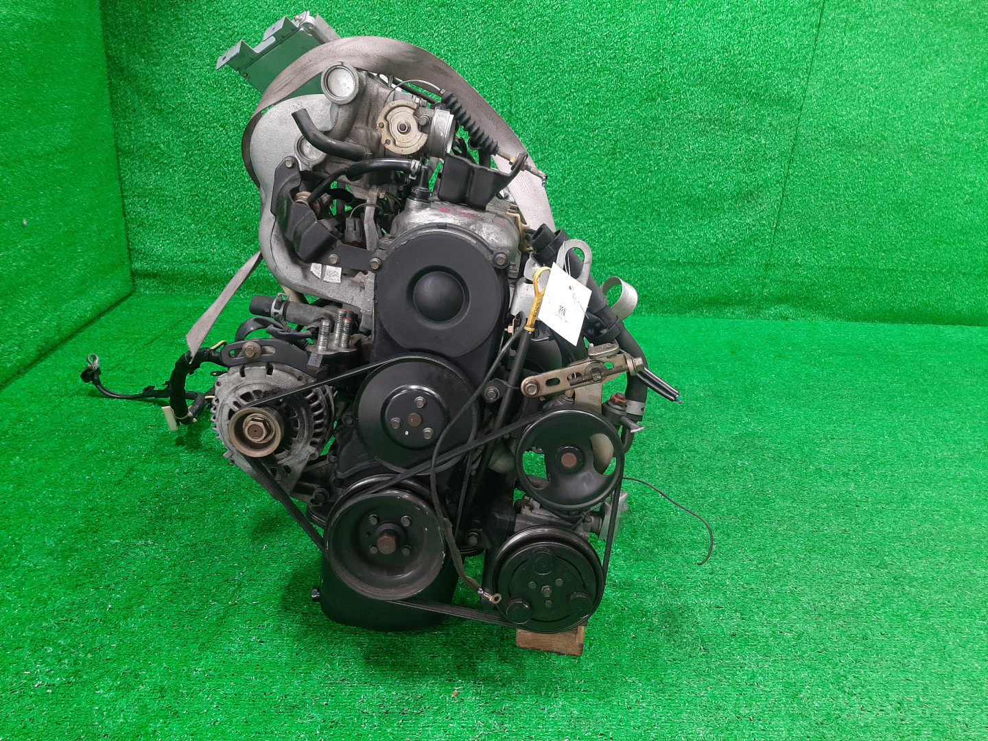 Двигатель MAZDA FESTIVA, DEMIO D25PF, DW5WF, DW5W B5, B5E, B5ME 1MOD 2 ракурс