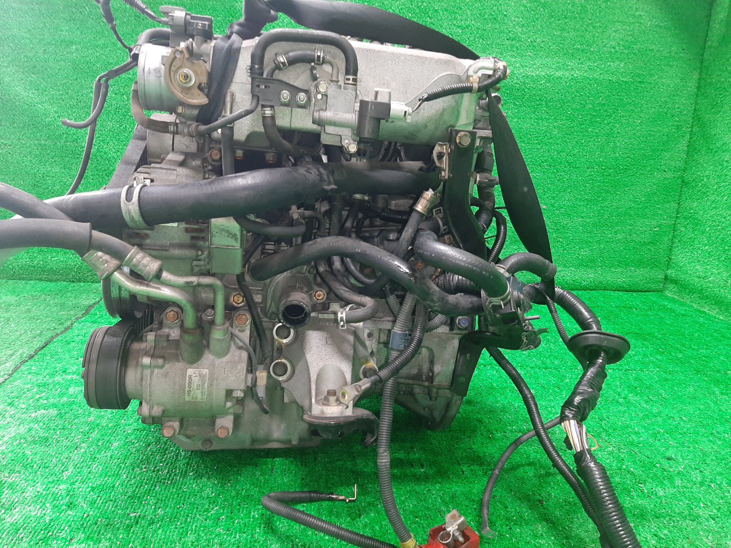 Двигатель HONDA S2000 AP1 F20C 1005934 4 ракурс