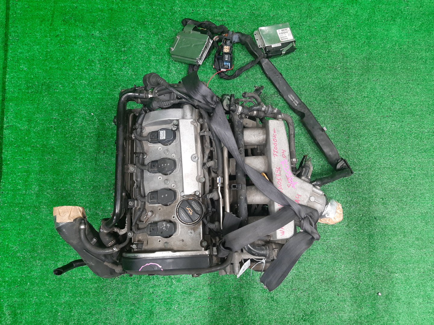 Двигатель AUDI A4 8EAMBF, 8HE, 8H7, 8E5, 8EC, B6 AMB 114396 1 ракурс Двигатель AUDI A4 8EAMBF, 8HE, 8H7, 8E5, 8EC, B6 AMB 114396 1 ракурс