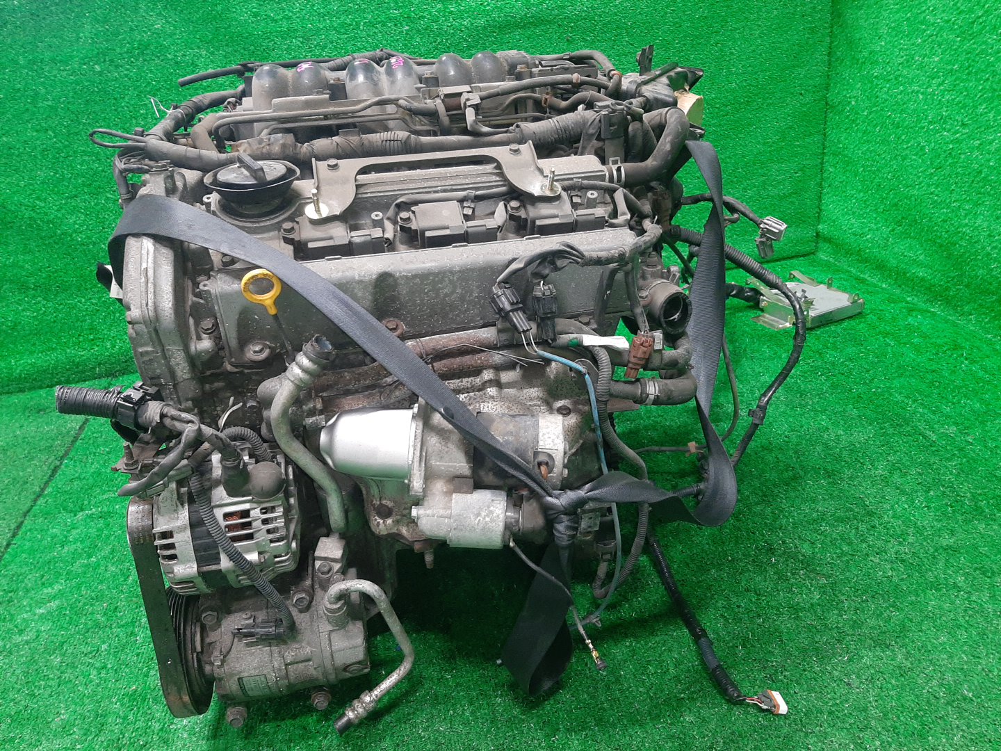 Двигатель NISSAN CEFIRO A33 VQ20DE NEO 4 ракурс Двигатель NISSAN CEFIRO A33 VQ20DE NEO 4 ракурс
