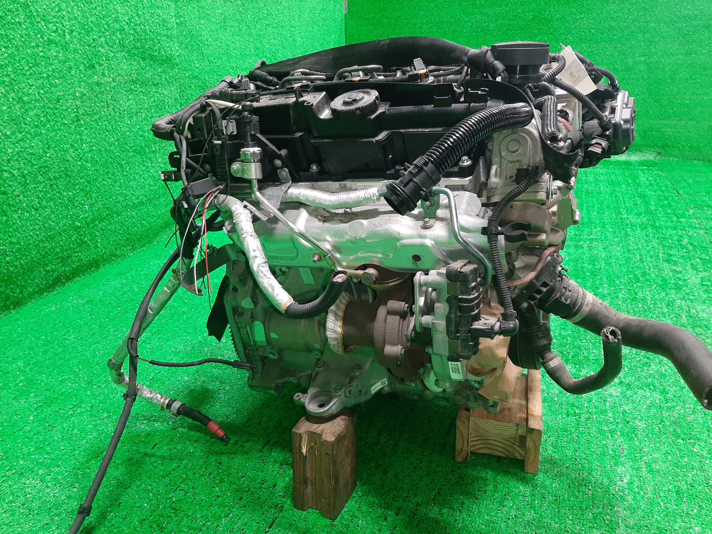 Двигатель BMW 5-Series, 2-Series Active Tourer, 3-Series, 4-Series JC20, JM20, F45, F30, F31, F36 B47D20A 55709554 3 ракурс