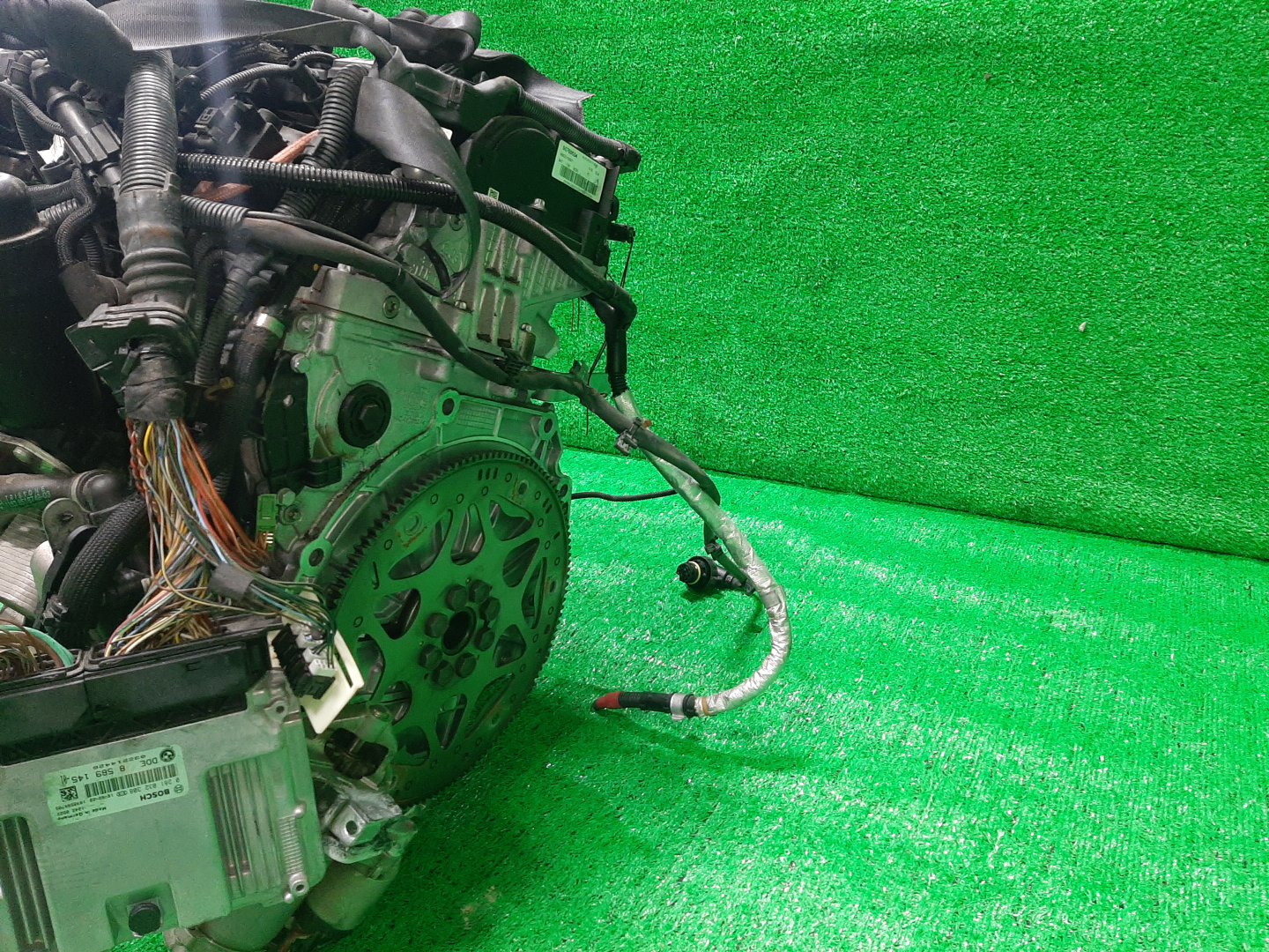 Двигатель BMW 5-Series, 2-Series Active Tourer, 3-Series, 4-Series JC20, JM20, F45, F30, F31, F36 B47D20A 55709554 5 ракурс