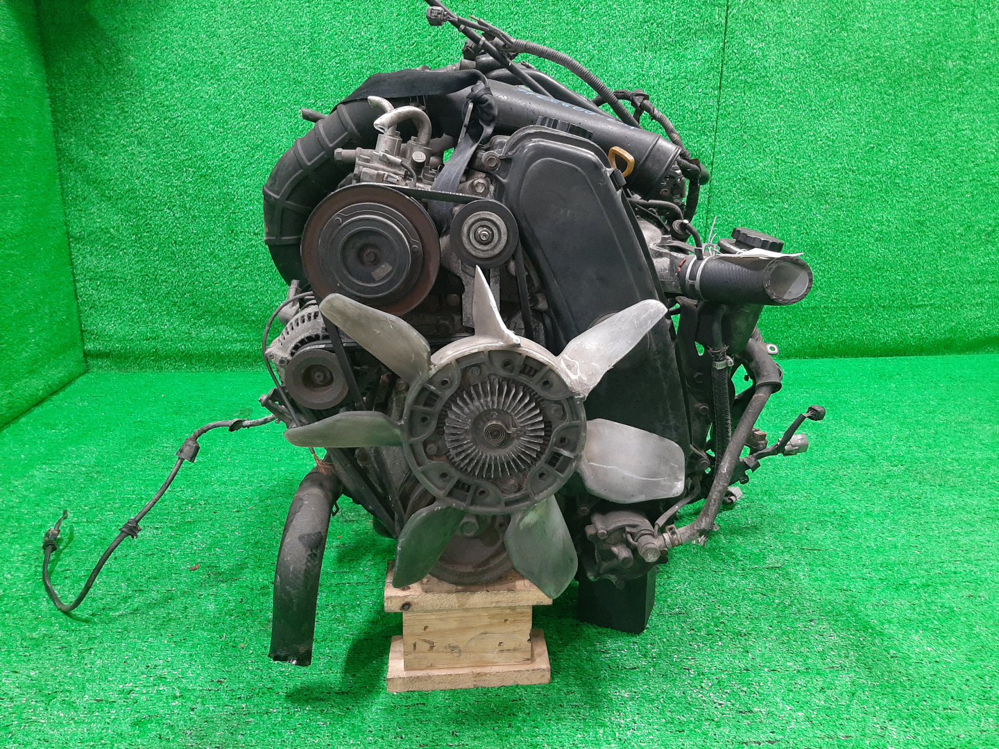 Двигатель TOYOTA HILUX SURF KZN130 1KZ-TE 0083716 2 ракурс