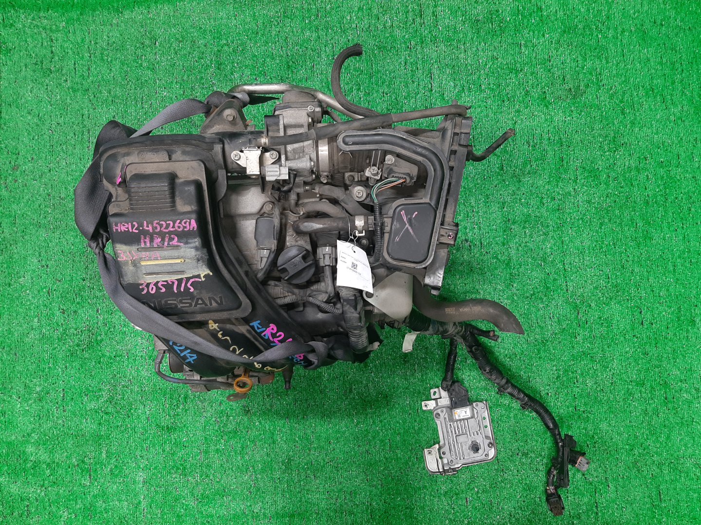 Двигатель NISSAN MARCH K13 HR12DE 452269A 1 ракурс