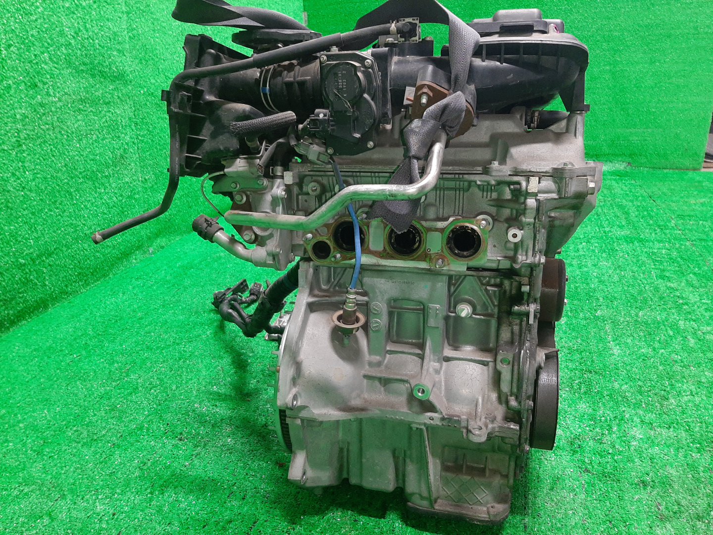 Двигатель NISSAN MARCH K13 HR12DE 452269A 3 ракурс