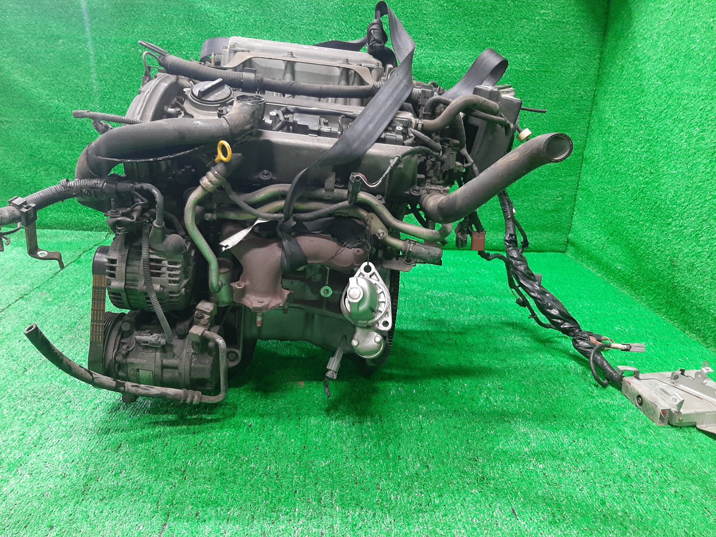 Двигатель NISSAN CEFIRO A32 VQ20DE 132676A 4 ракурс Двигатель NISSAN CEFIRO A32 VQ20DE 132676A 4 ракурс