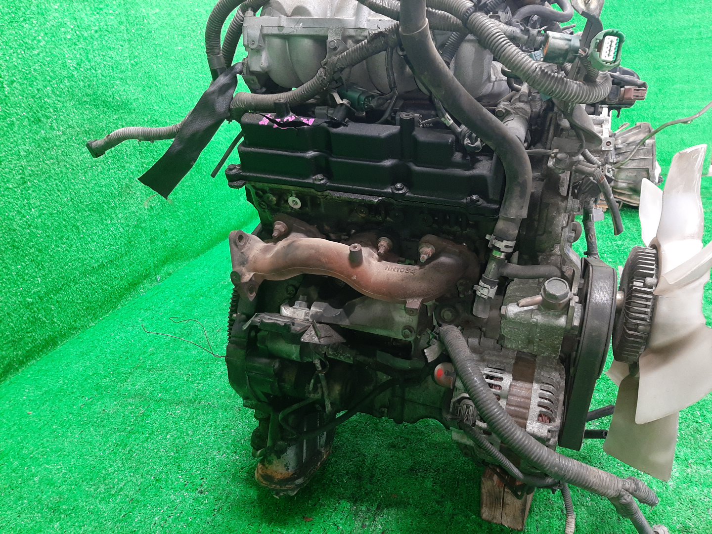 Двигатель NISSAN ELGRAND NE51 VQ35DE 513950A 3 ракурс