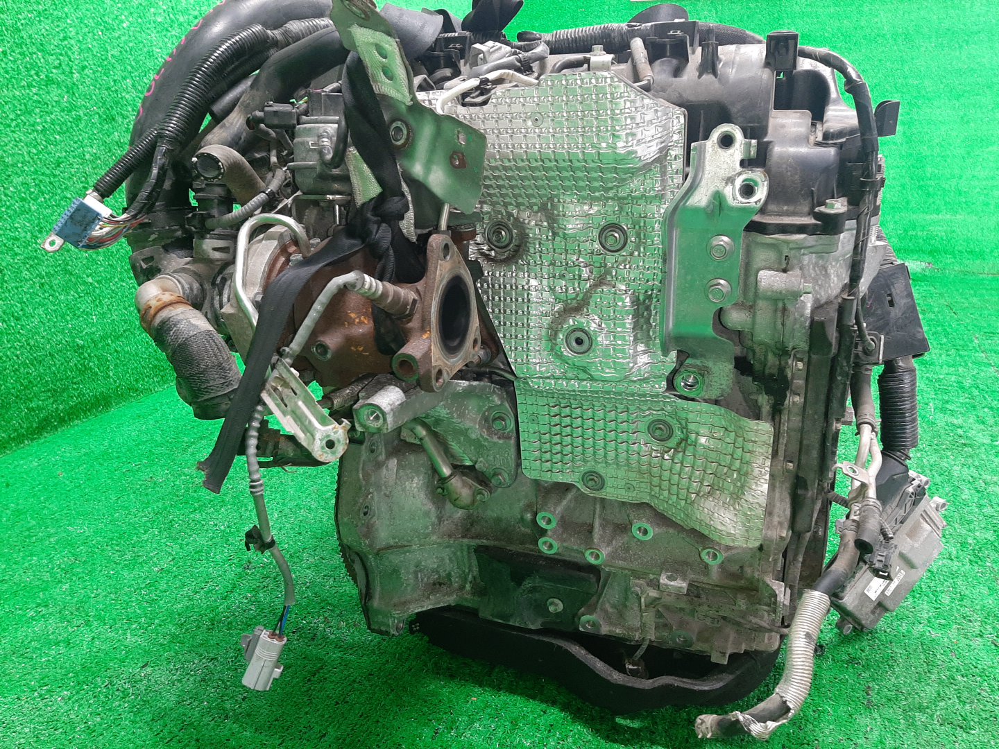 Двигатель MAZDA CX-30 DM8P S8-DPTS 30262720 3 ракурс