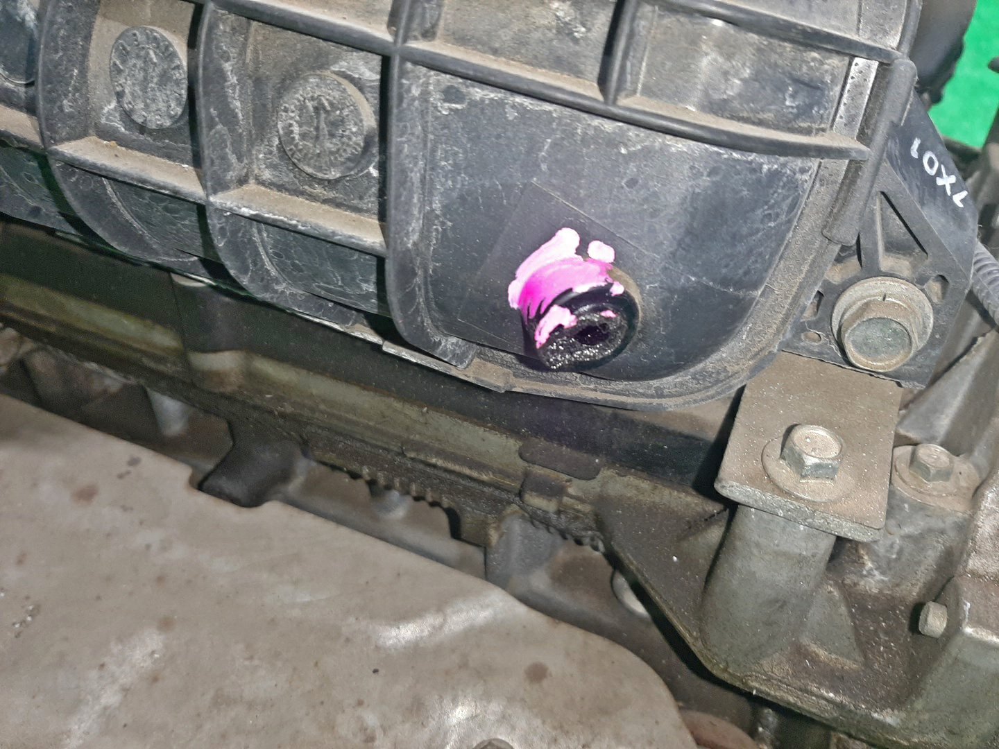 Двигатель NISSAN LANDY, SERENA SC25, CC25, C25 MR20DE 457363A 4 ракурс