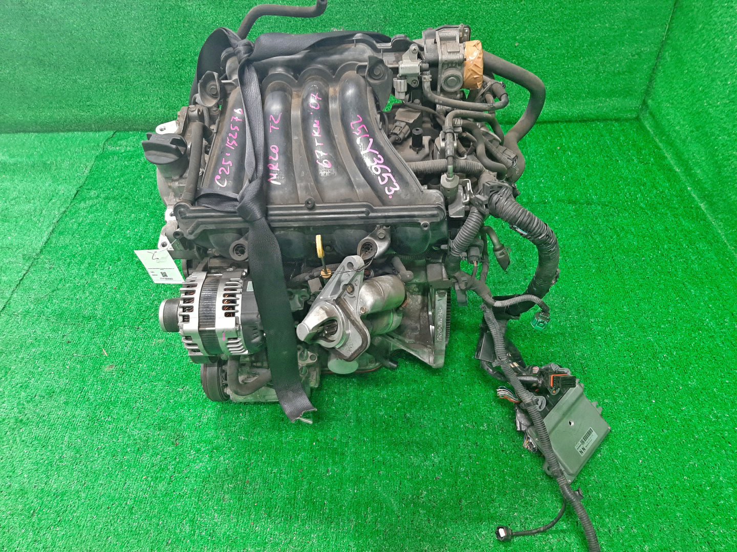 Двигатель NISSAN LANDY, SERENA SC25, CC25, C25 MR20DE 286234A 4 ракурс