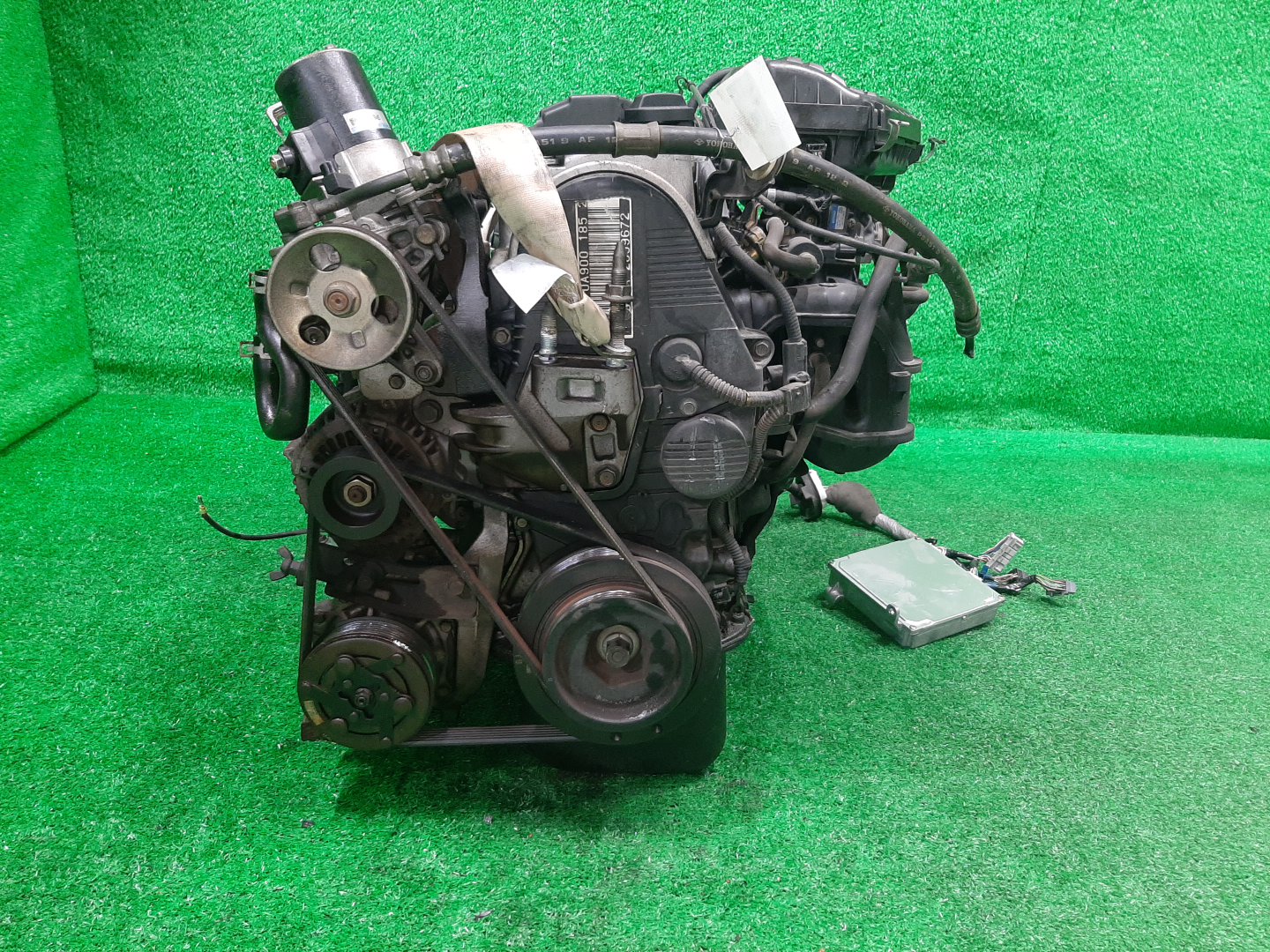 Двигатель HONDA CIVIC, STREAM, EDIX, CIVIC FERIO EU3, ES3, EU4, ET2, EN2, RN2, RN1, BE1, BE2 D17A 2059672 2 ракурс