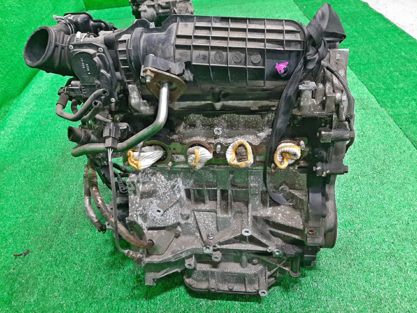 Двигатель NISSAN SERENA NC25 MR20DE 195061A 4 ракурс