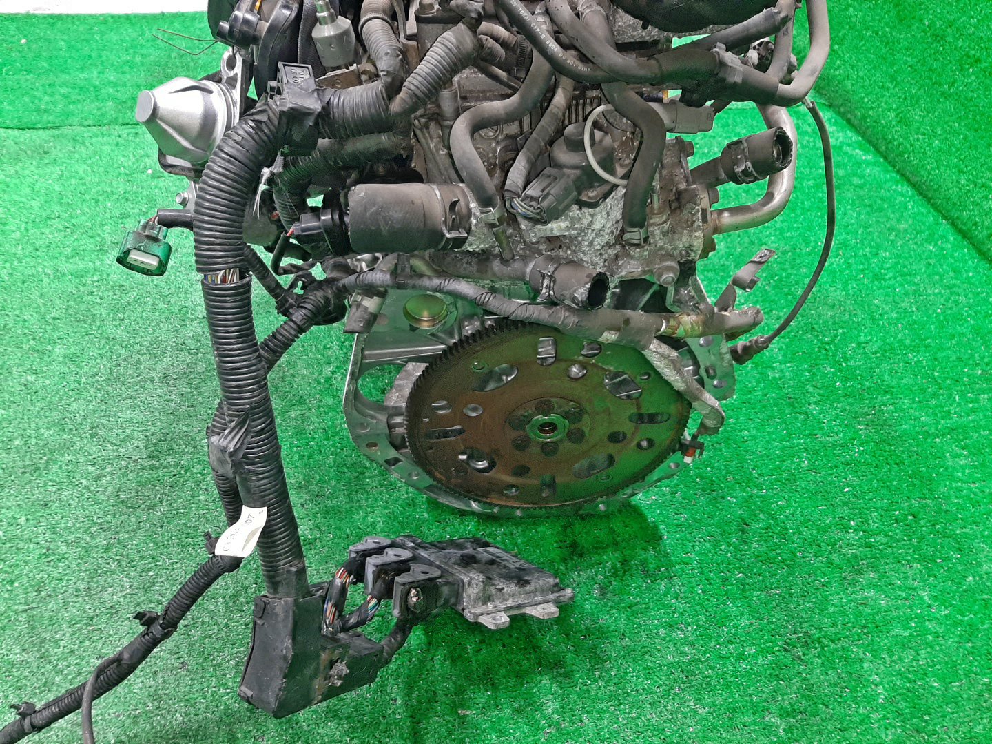 Двигатель NISSAN SERENA NC25 MR20DE 195061A 5 ракурс