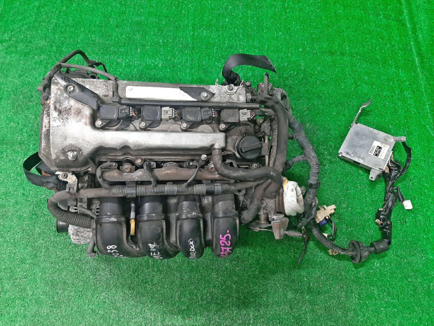 Двигатель TOYOTA COROLLA, PREMIO, COROLLA SPACIO, WISH, ALLION, COROLLA FIELDER, ALLEX, COROLLA RUNX, WILL VS ZZE124, ZZT245, ZZE124N, ZNE14G, ZZE124G, ZZE129 1ZZ-FE MEX 1 ракурс