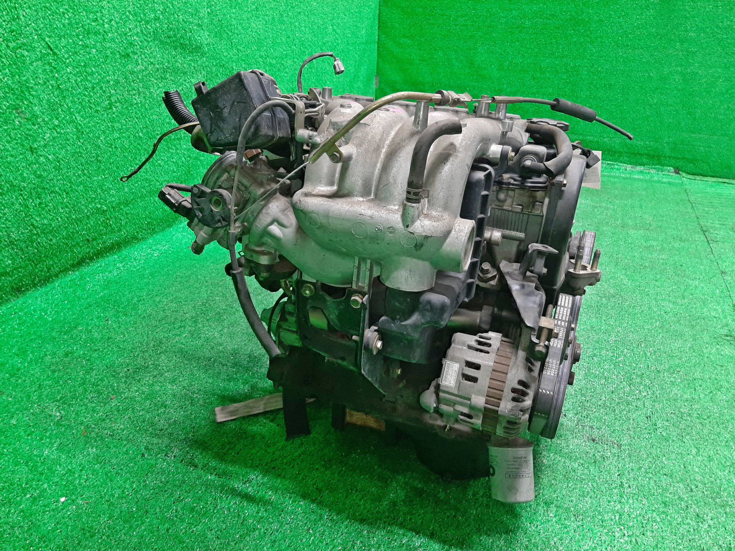 Двигатель MITSUBISHI LANCER CEDIA, LANCER, MIRAGE DINGO CS2A, CS2W, CS2V, CQ2A 4G15 MD362933 3 ракурс Двигатель MITSUBISHI LANCER CEDIA, LANCER, MIRAGE DINGO CS2A, CS2W, CS2V, CQ2A 4G15 MD362933 3 ракурс