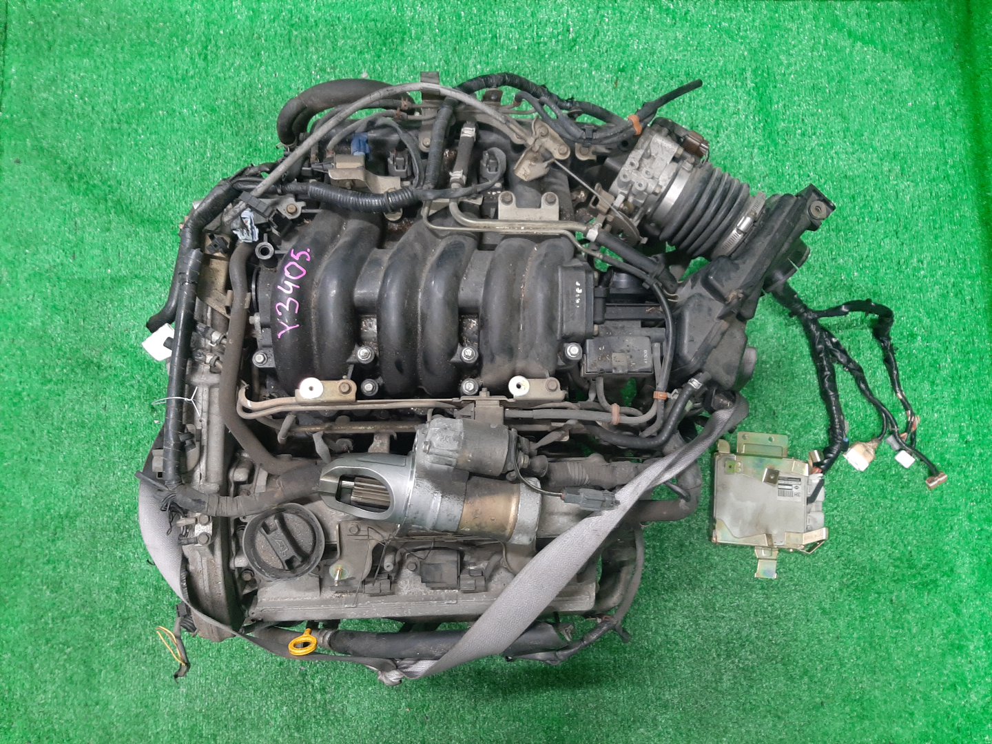 Двигатель NISSAN CEFIRO A33 VQ20DE NEO 1 ракурс Двигатель NISSAN CEFIRO A33 VQ20DE NEO 1 ракурс