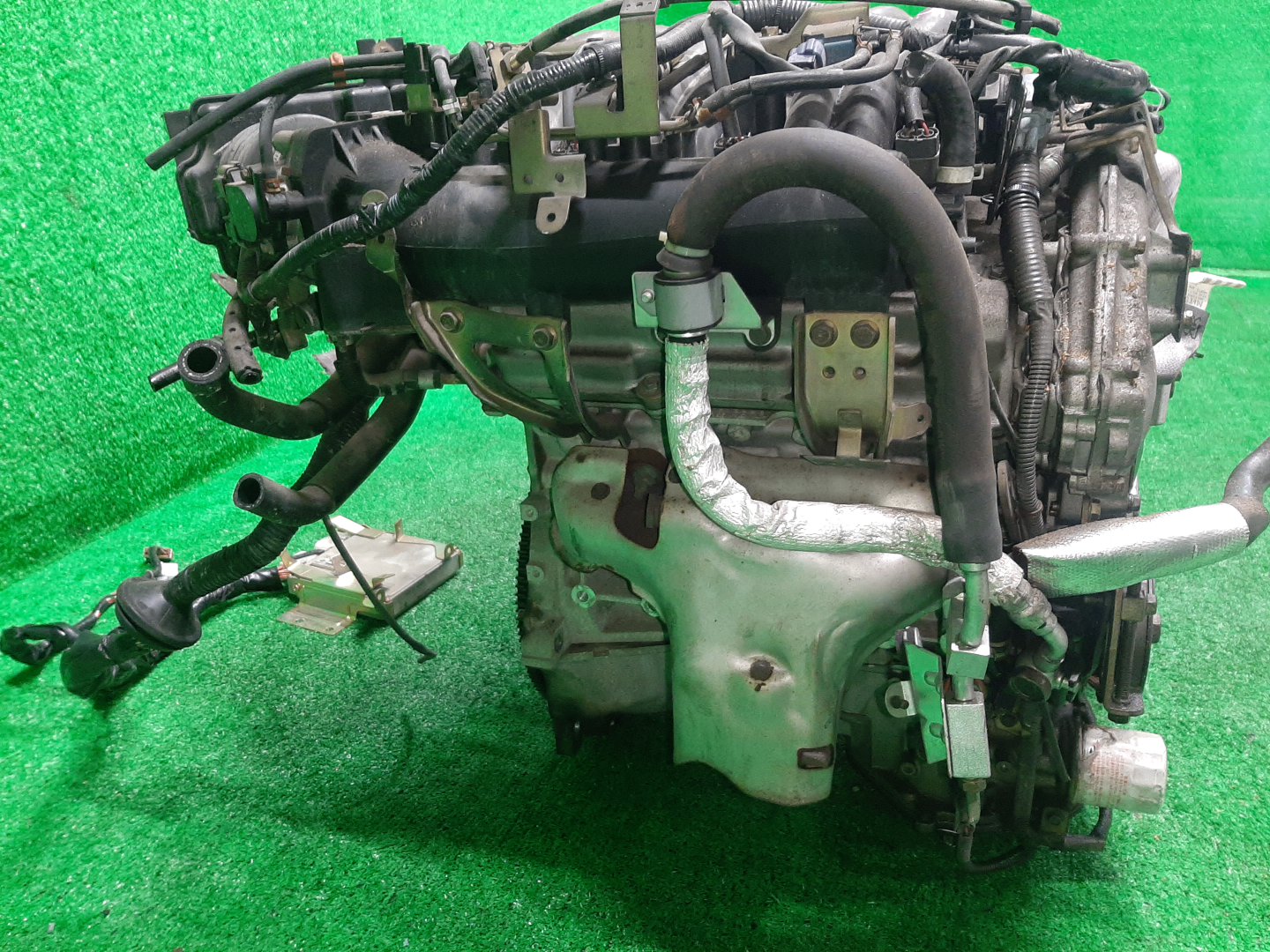 Двигатель NISSAN CEFIRO A33 VQ20DE NEO 3 ракурс Двигатель NISSAN CEFIRO A33 VQ20DE NEO 3 ракурс