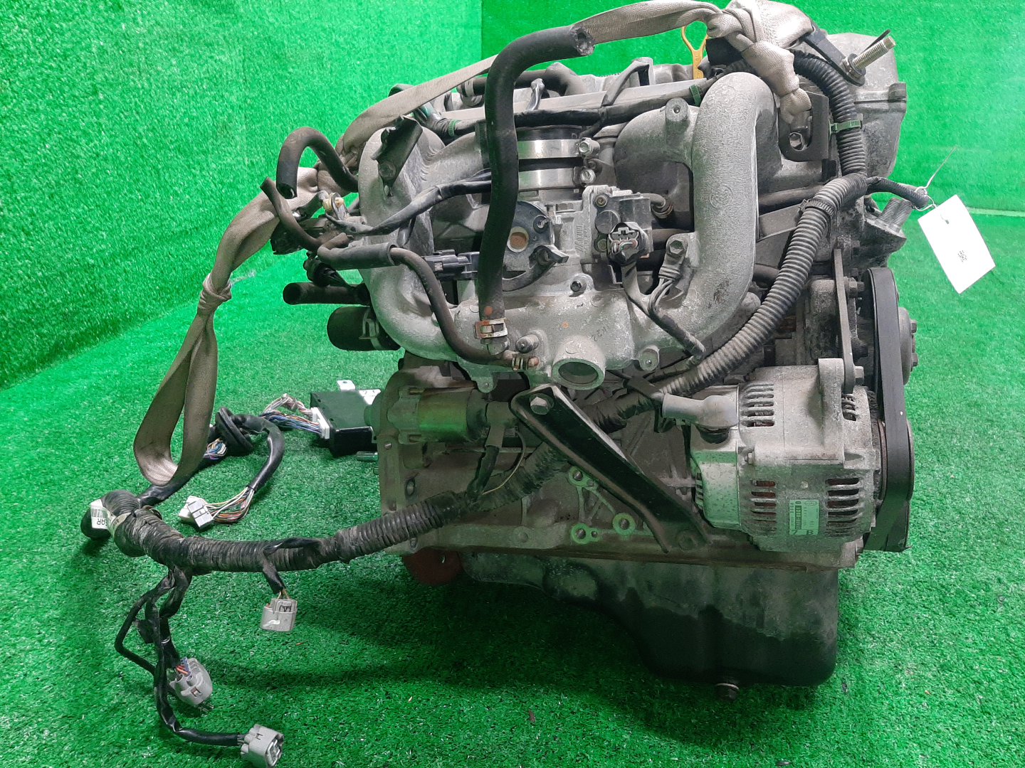 Двигатель CHEVROLET CRUZE HR81S M15A 1011277 3 ракурс