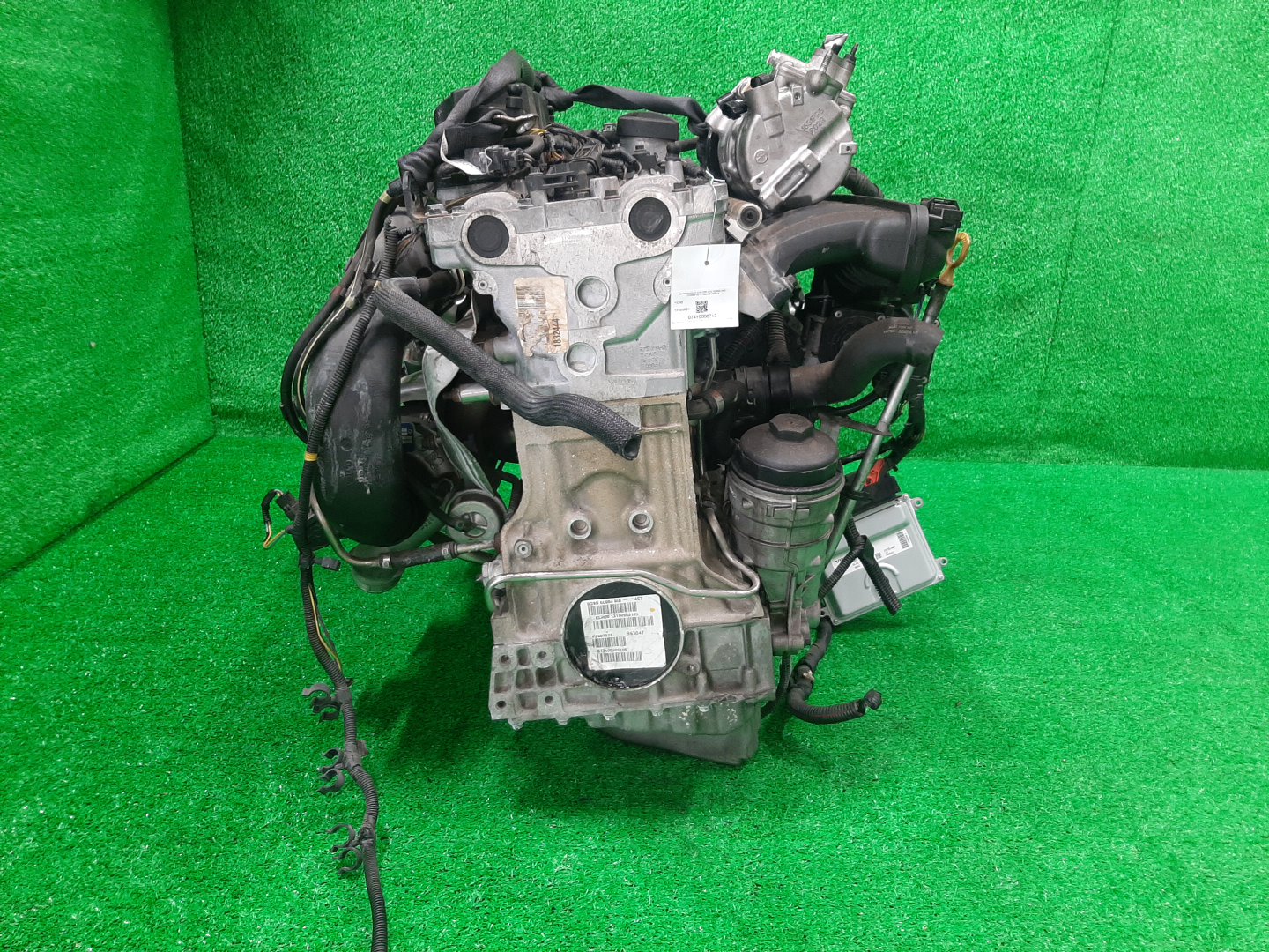 Двигатель VOLVO XC70, V70, XC60, S80 BZ99, , DZ99, AS60 B6304T2 13100905105 2 ракурс