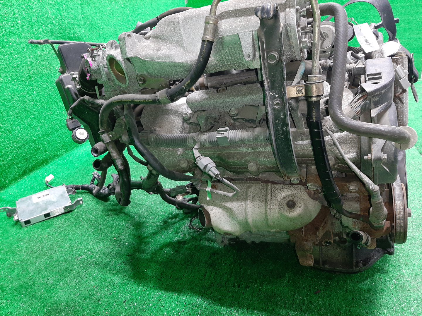 Двигатель TOYOTA ALPHARD MNH15W 1MZ-FE 1MOD 3 ракурс Двигатель TOYOTA ALPHARD MNH15W 1MZ-FE 1MOD 3 ракурс