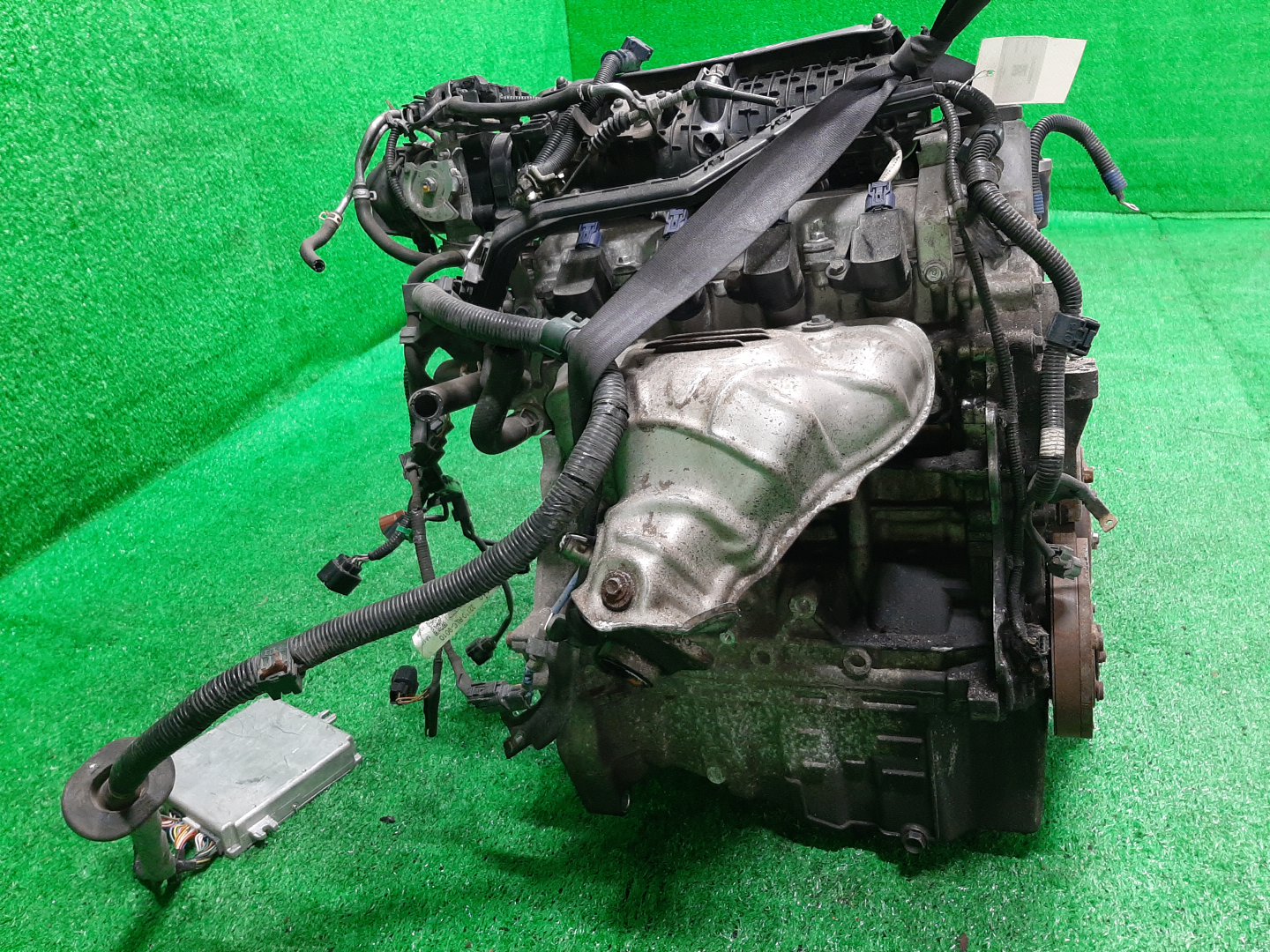Двигатель HONDA AIRWAVE GJ1, GJ2 L15A VTEC 3 ракурс